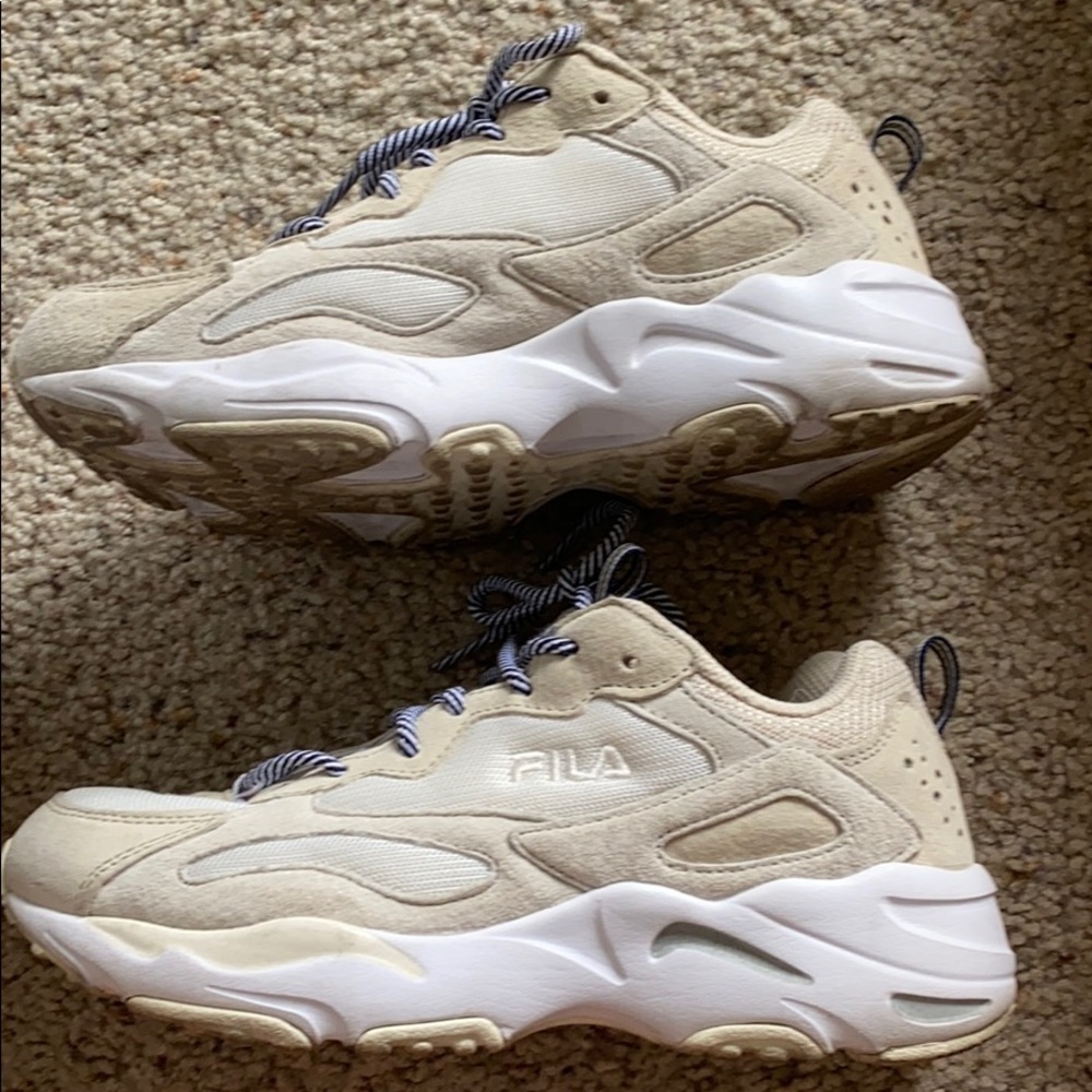 Fila chunky white sneakers: Fila Ray Tracer